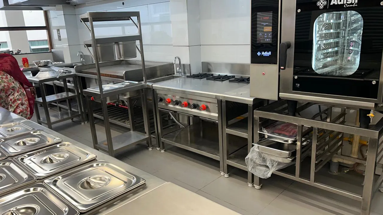 Amuthasurabi udumal 01