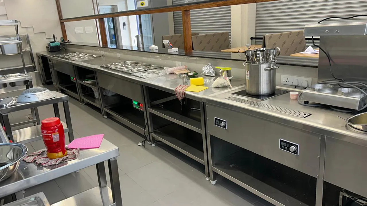 Amuthasurabi udumal 02