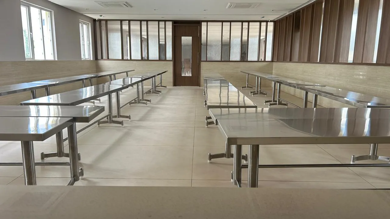 Anandhas eye hospital 02